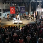 Nazilli’de yaz konseri ilgi gördü 5 Nazilli’de yaz konseri ilgi gördü
