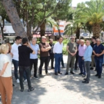 Söke’de Levent Tuncel ve Ferdi Zeyrek hayrına lokma döküldü 5 Söke’de Levent Tuncel ve Ferdi Zeyrek hayrına lokma döküldü