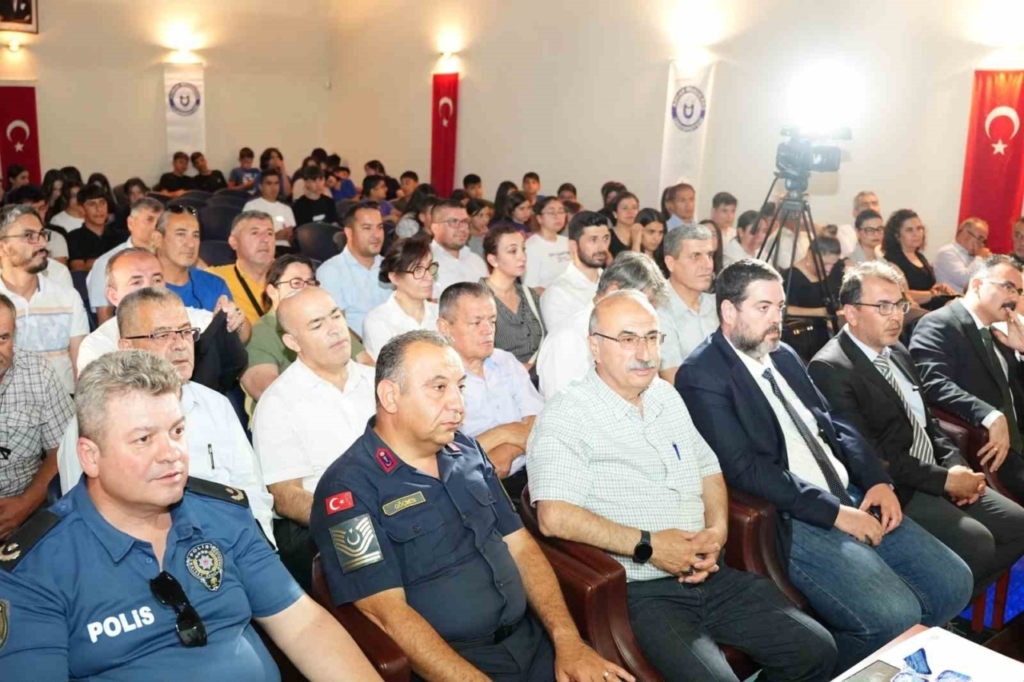 yoruk ali efe ve malgac koprusu kuva yi milliye direnisi paneli duzenlendi 399e6f9caa96