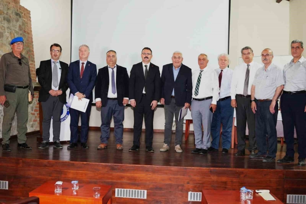 yoruk ali efe ve malgac koprusu kuva yi milliye direnisi paneli duzenlendi 3b0486941d3a