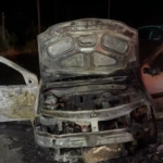 Ağaçlı Kavşağı’nda araç yangını, otombil dakikalar içinde küle döndü 2 Ağaçlı Kavşağı’nda araç yangını, otombil dakikalar içinde küle döndü