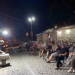 Aydın’da açık hava mezatı ilgi görüyor 4 Aydın’da açık hava mezatı ilgi görüyor