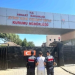 Aydın’da iki günde 30 aranan şahıs kıskıvrak yakalandı 7 Aydın’da iki günde 30 aranan şahıs kıskıvrak yakalandı