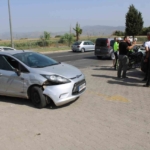 Aydın’daki kazada polis memuru yaralandı 5 Aydın’daki kazada polis memuru yaralandı