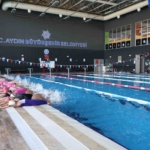 Aydınlı Minikler Büyükşehir Belediyesi ile yüzmeyi öğreniyor 7 Aydınlı Minikler Büyükşehir Belediyesi ile yüzmeyi öğreniyor