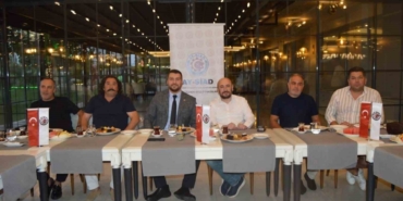AYSİAD üyeleri istişare toplantısında bir araya geldi