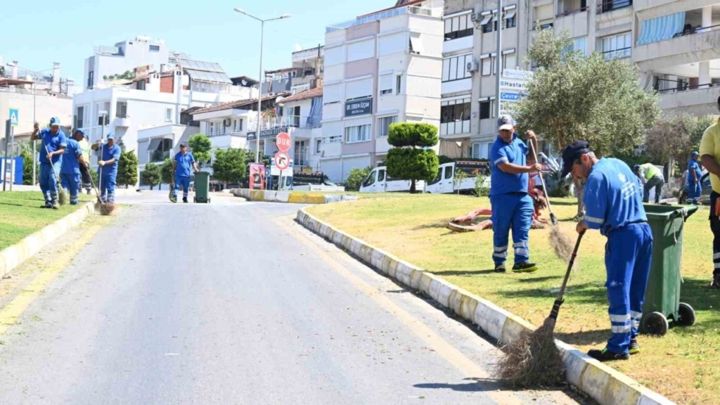 baskan cercioglu kusadasi icin 7 gun 24 saat calisiyoruz adb44d602236