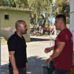 Başkan Zencirci’den ateş savaşçılarına börek ikramı 2 Başkan Zencirci’den ateş savaşçılarına börek ikramı