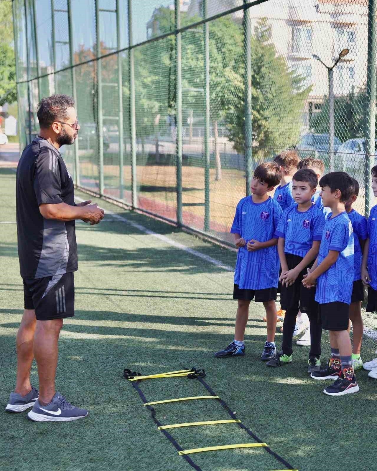 Didim Belediyesi yaz spor okulları sürüyor
