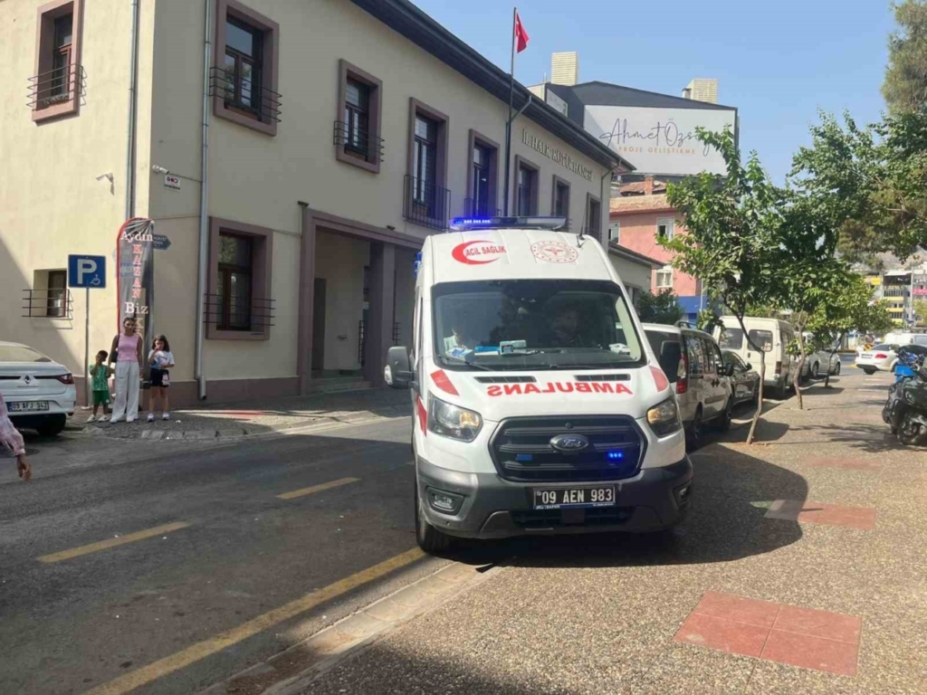 efelerde alacak verecek kavgasi 1 kisi yarali 325eb8cce593