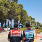 Jandarma ekipleri çevre ve orman yangınlarına karşı bilgilendirdi 2 Jandarma ekipleri çevre ve orman yangınlarına karşı bilgilendirdi
