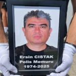 Kalp krizi geçirip hayatını kaybeden polis memuru için tören düzenlendi 5 Kalp krizi geçirip hayatını kaybeden polis memuru için tören düzenlendi