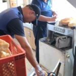 Karacasu’da fırınlara gramaj denetimi yapıldı 2 Karacasu’da fırınlara gramaj denetimi yapıldı
