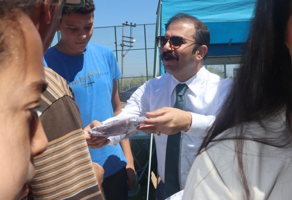 kaymakam taskin yaz kuran kursu ogrencileriyle bulustu ac21cf3cde49