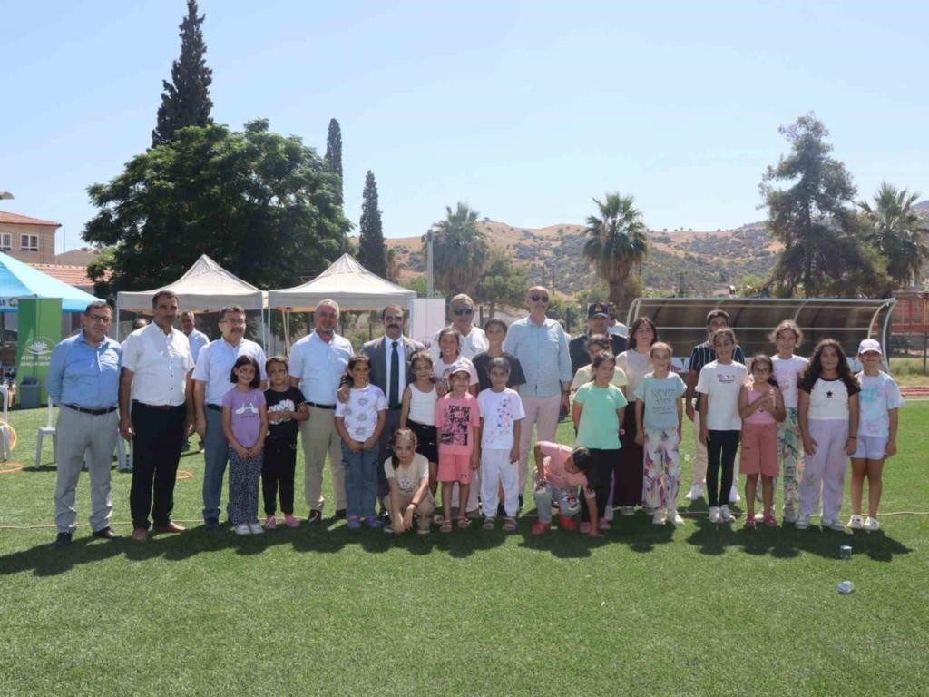 kaymakam taskin yaz kuran kursu ogrencileriyle bulustu d3f7bb8043ba