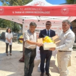 Köşk’te Akdeniz Meyve Sineği Tuzağı dağıtım töreni yapıldı 3 Köşk’te Akdeniz Meyve Sineği Tuzağı dağıtım töreni yapıldı
