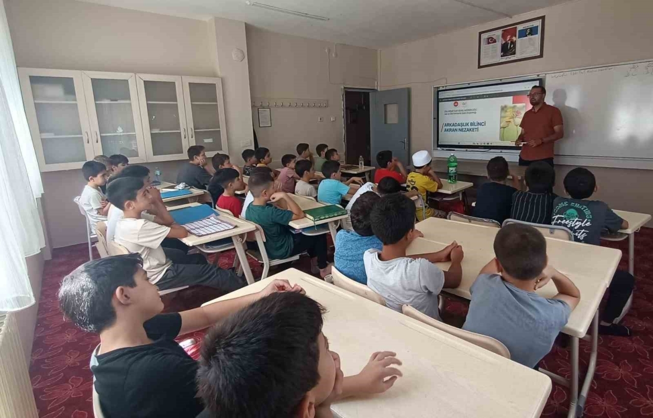 Köşk’te bağımlılıkla mücadele semineri