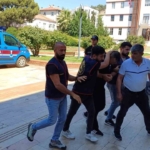Köşk’teki gazinoda öldürülen Özbek kadının katil zanlıları adliyeye sevk edildi 2 Köşk’teki gazinoda öldürülen Özbek kadının katil zanlıları adliyeye sevk edildi