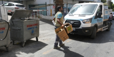 Kuşadası’nda temizlik çalışmaları sürüyor