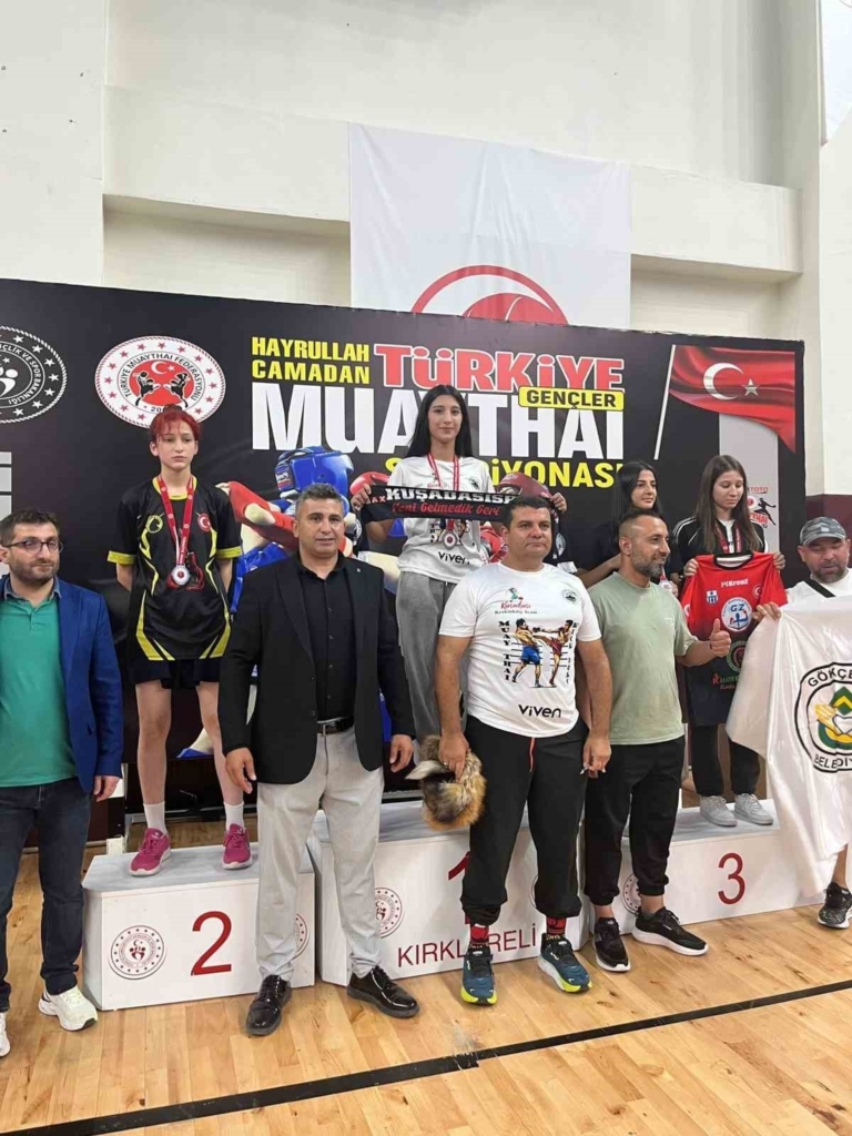 kusadasisporlu eda yildirim turkiye sampiyonu oldu e3eb42b822ce