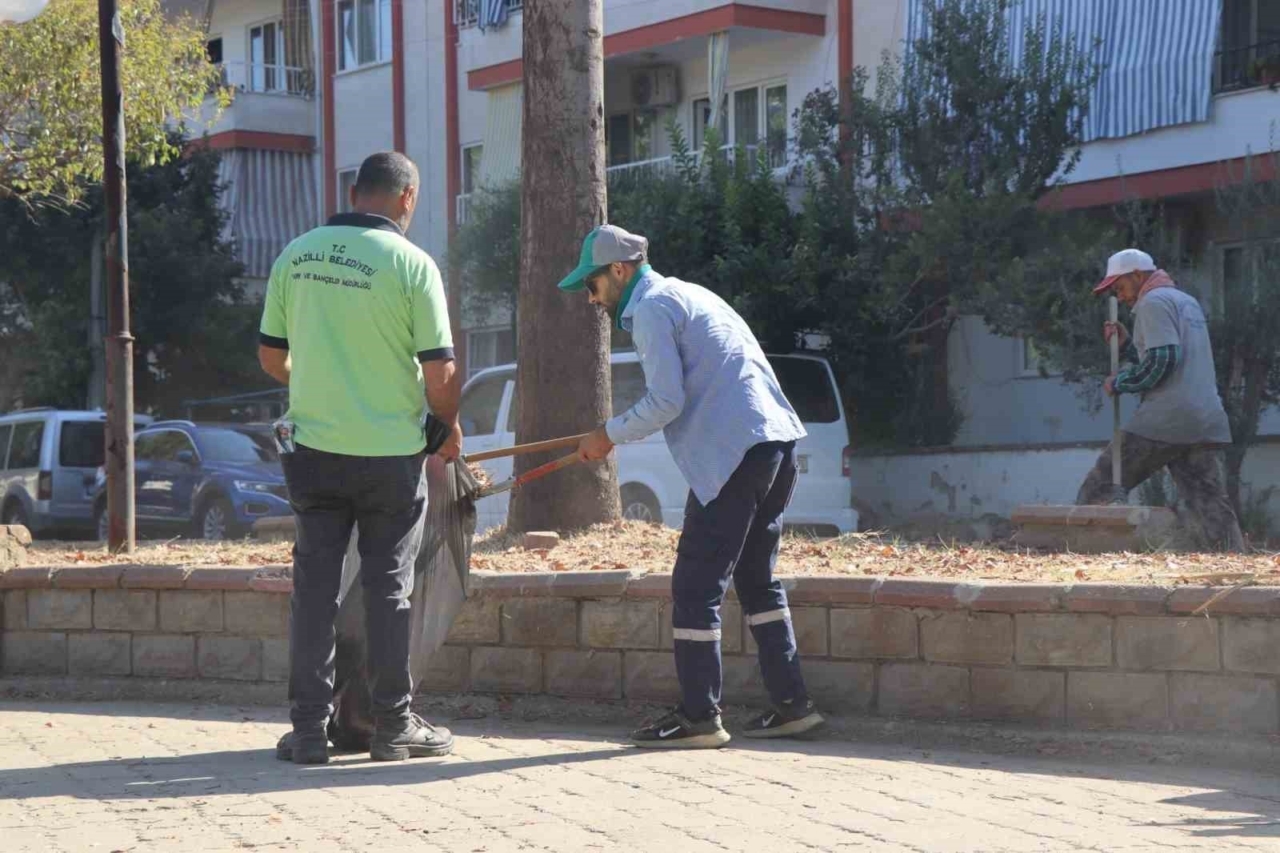 Nazilli Belediyesi’nden Sümer Mahallesi’nde bakım ve temizlik çalışması