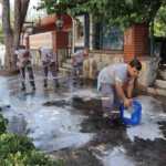 Nazilli meydanı temizilendi 4 Nazilli meydanı temizilendi