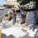 Nazilli meydanı temizilendi 6 Nazilli meydanı temizilendi