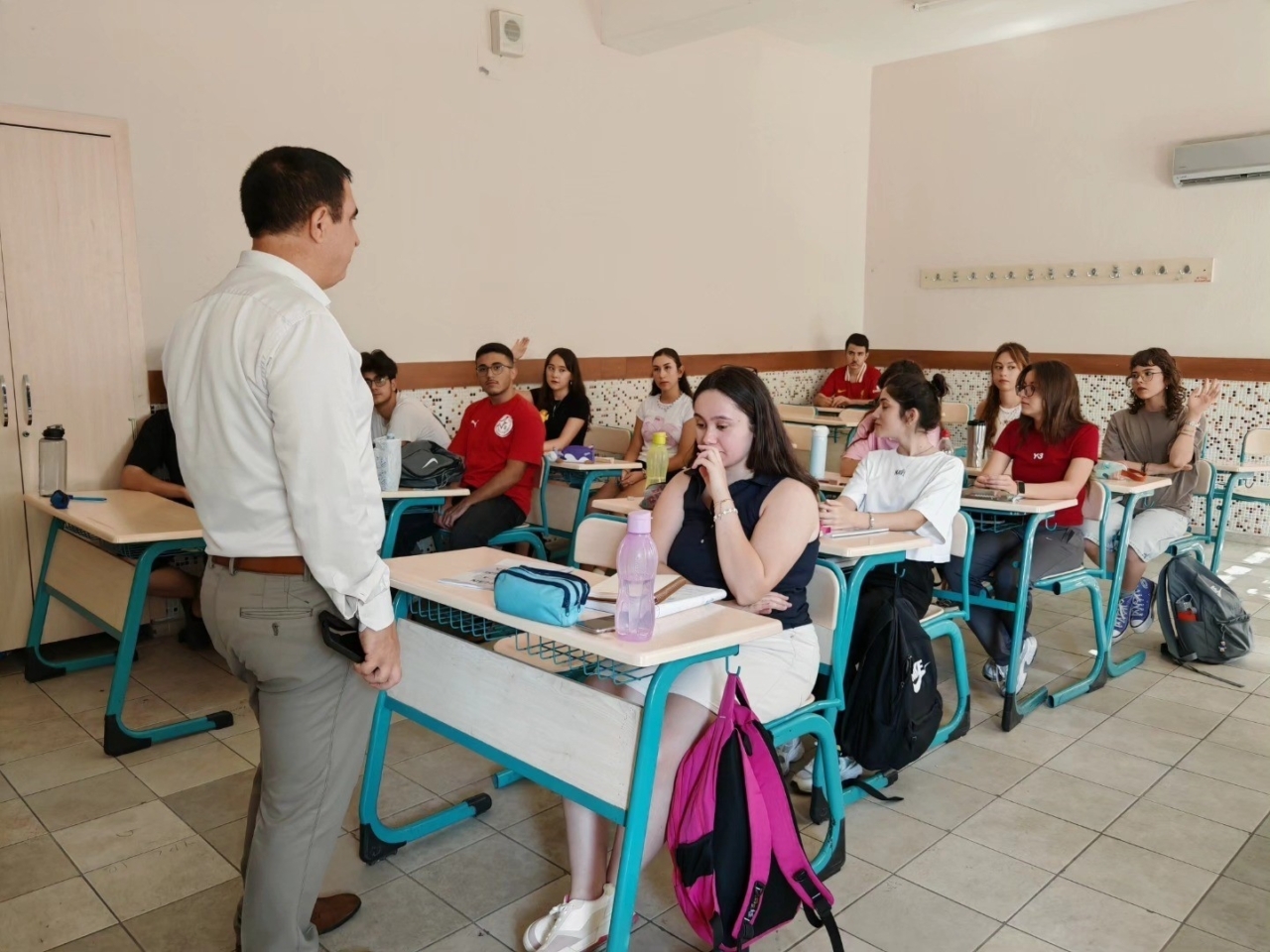 Nazilli Milli Eğitim Müdürü Şimşek, DYK kurslarındaki öğrencilerle buluştu