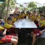Nusaybinli çocuklar Kuşadası’nda ilk kez denizle buluştu 7 Nusaybinli çocuklar Kuşadası’nda ilk kez denizle buluştu