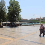 Sıcaklar arttı, sokaklar boş kaldı 9 Sıcaklar arttı, sokaklar boş kaldı