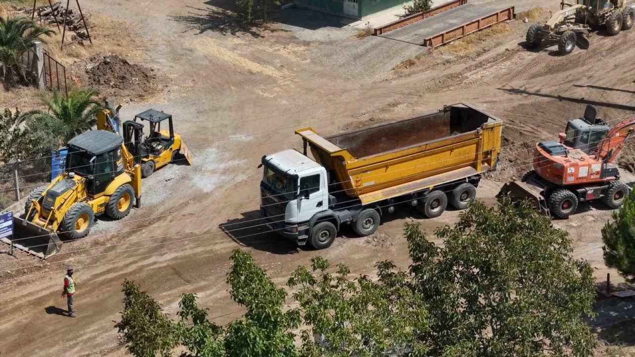 Sultanhisarlı muhtarlardan Başkan Çerçioğlu’na yol teşekkürü