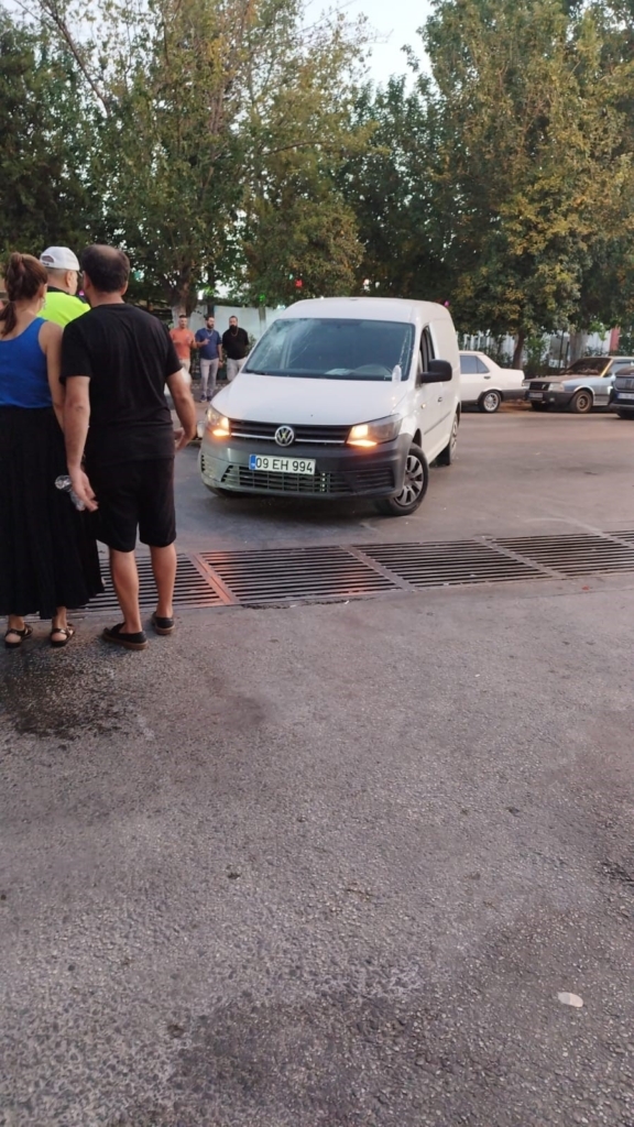 ters yonden donus yapan arac motosikletle carpisti 2 yarali db8389401e76