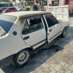 Yeni aldığı otomobil 1 saat içinde küle döndü 6 Yeni aldığı otomobil 1 saat içinde küle döndü