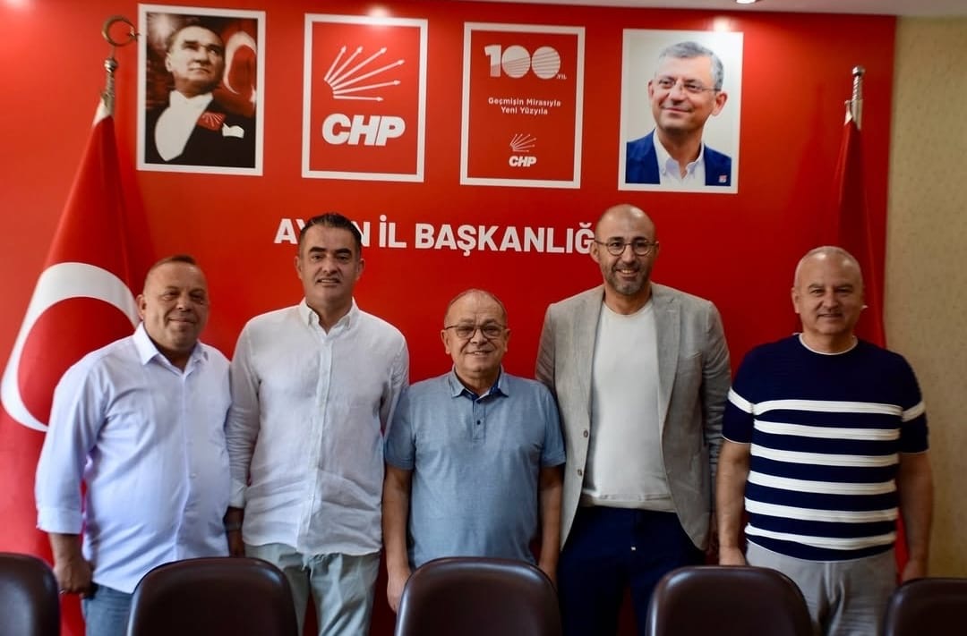 Aydın’da belediye başkanlarından parti değişikliği yanıtı! 4 başkan bir arada