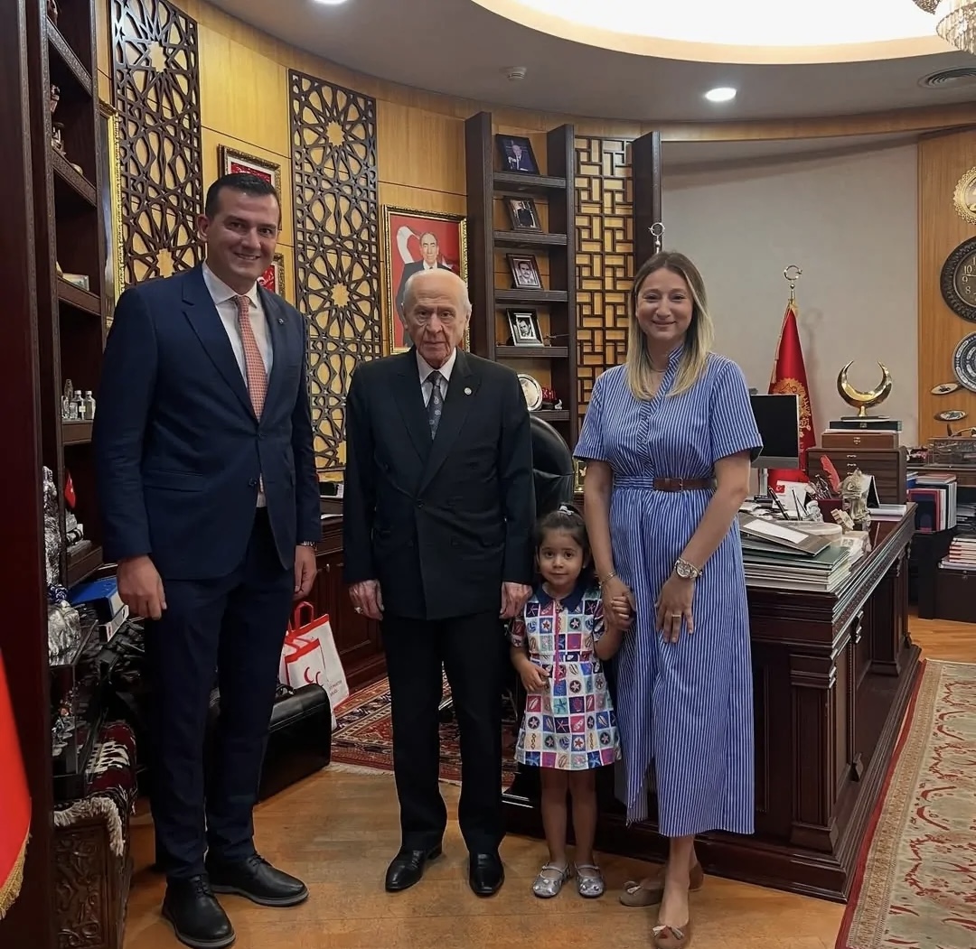 Pehlivan ailesi Ankara’da… Genel Başkan Bahçeli’yi ziyaret etti