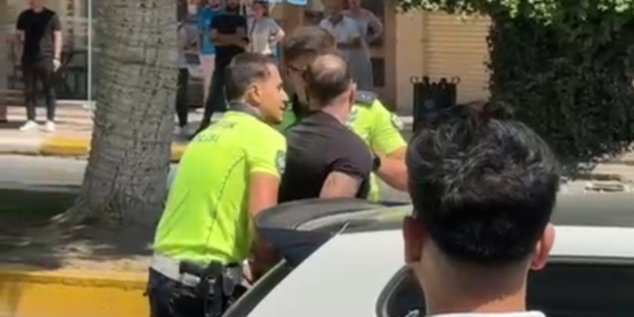 Efeler’de kovalamaca! yayaların içine dalıp kaçmak istedi
