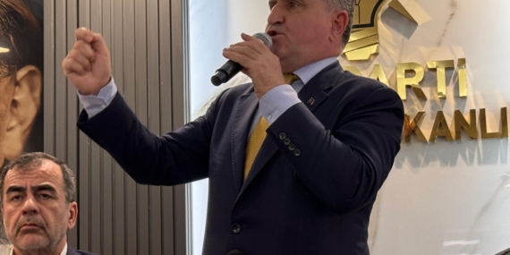 Bakan Bak, Erdoğan’ı dilinden düşürmedi
