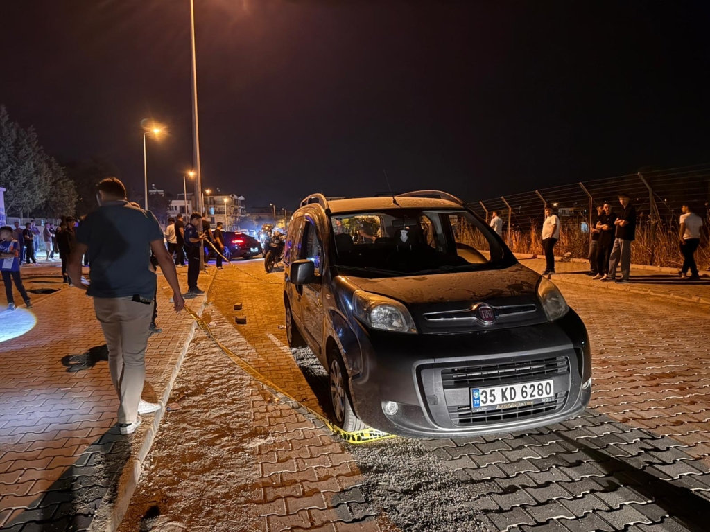 Aydın'da husumetli iki gencin kavgasında kan aktı: 1 kişi yaralandı 5 WhatsApp Image 2025 08 28 at 00.11.52