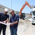 Aydın Büyükşehir Belediyesi Söke’deki yağmur suyu ve kaldırım çalışmaları devam ediyor 6 Aydın Büyükşehir Belediyesi Söke’deki yağmur suyu ve kaldırım çalışmaları devam ediyor