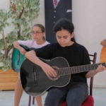 Aydınlı çocuklar yaz tatilini müzikle geçiriyor 5 Aydınlı çocuklar yaz tatilini müzikle geçiriyor