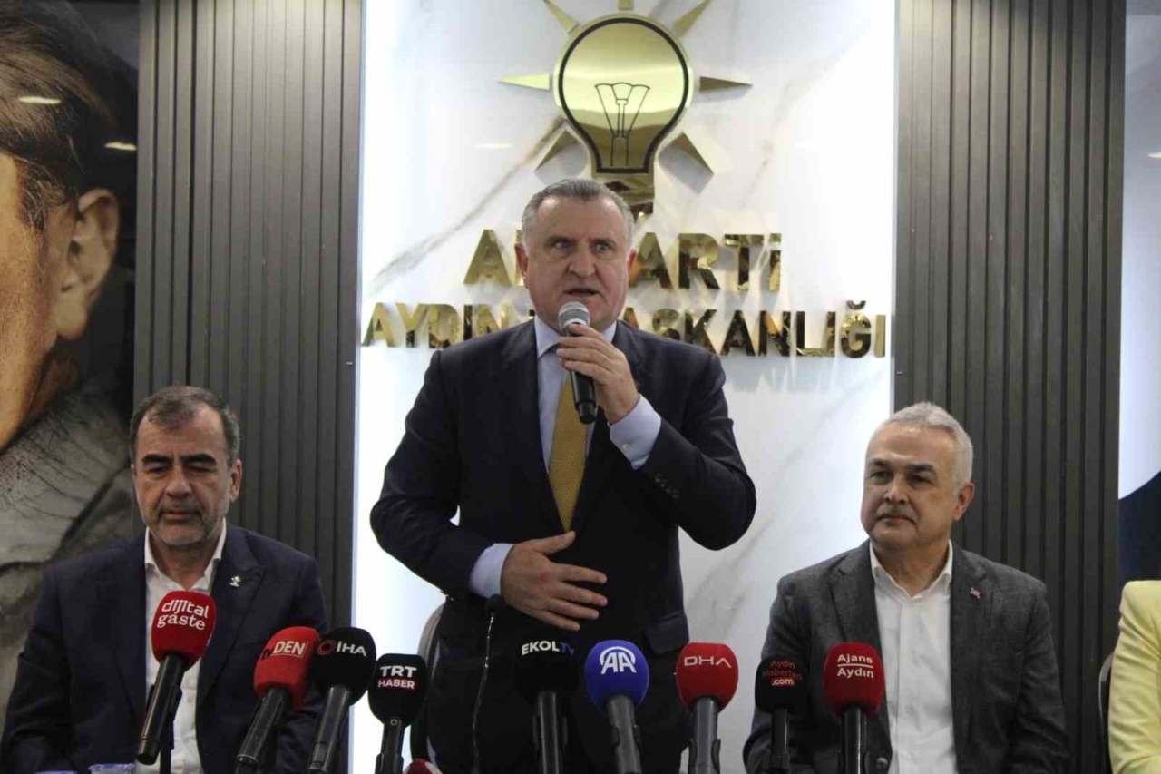 Bakan Bak: “Aydın, yapılan tesislerle beraber spor kenti olma yolunda hızla ilerliyor”