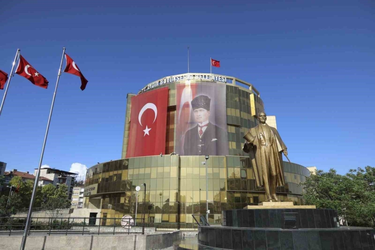 Başkan Çerçioğlu müjdeledi, personellere yüzde 23 zam yapıldı