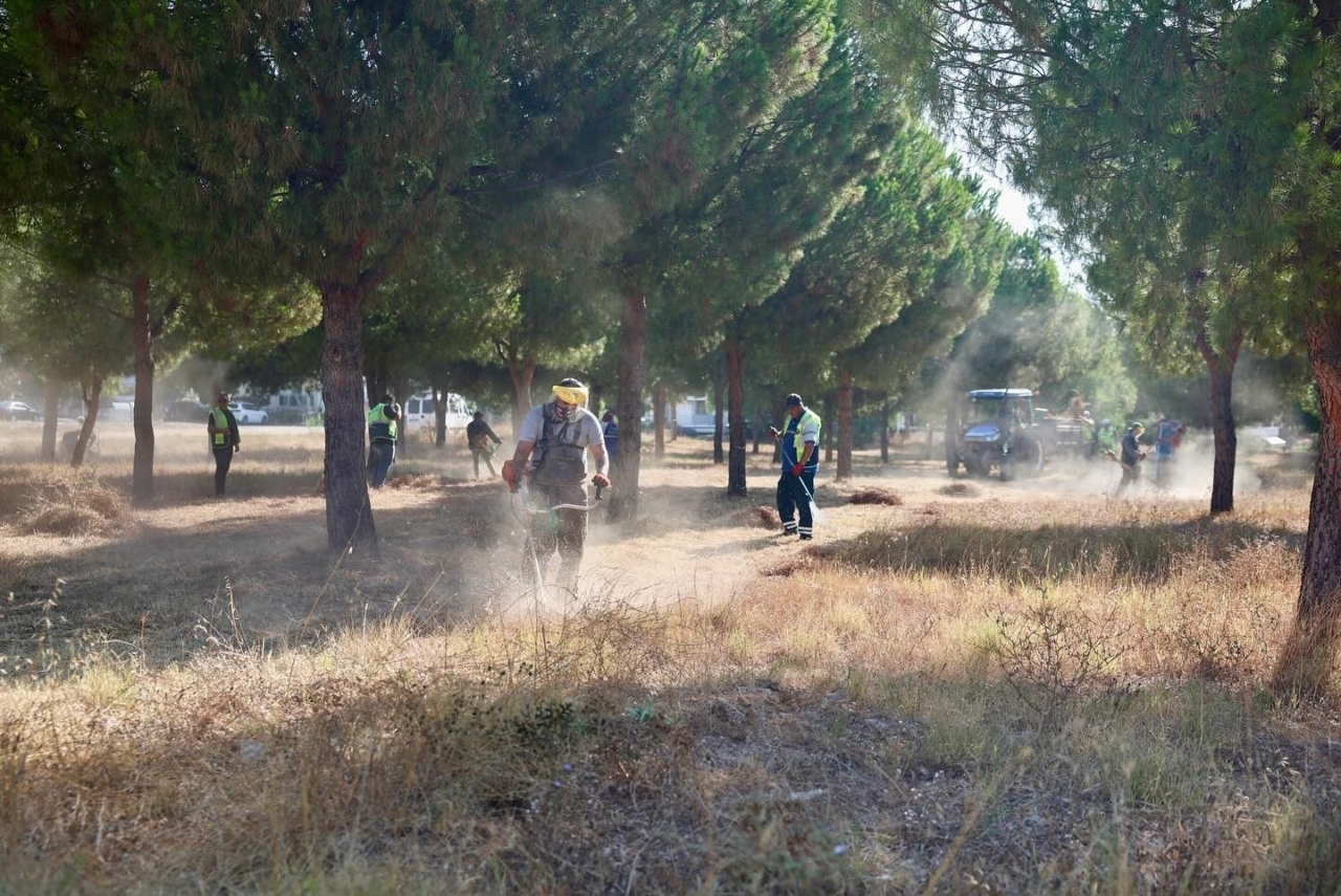 Didim’de yangınlara karşı örnek dayanışma