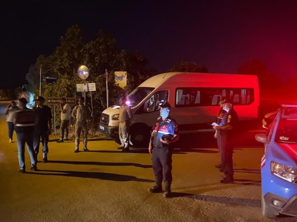 germencikte incir hirsizligina karsi jandarmadan siki denetim bc5ea9608e2e