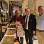 Karacasu’daki festivalde 13 buçuk metrelik tahinli pide yapıldı 7 Karacasu’daki festivalde 13 buçuk metrelik tahinli pide yapıldı