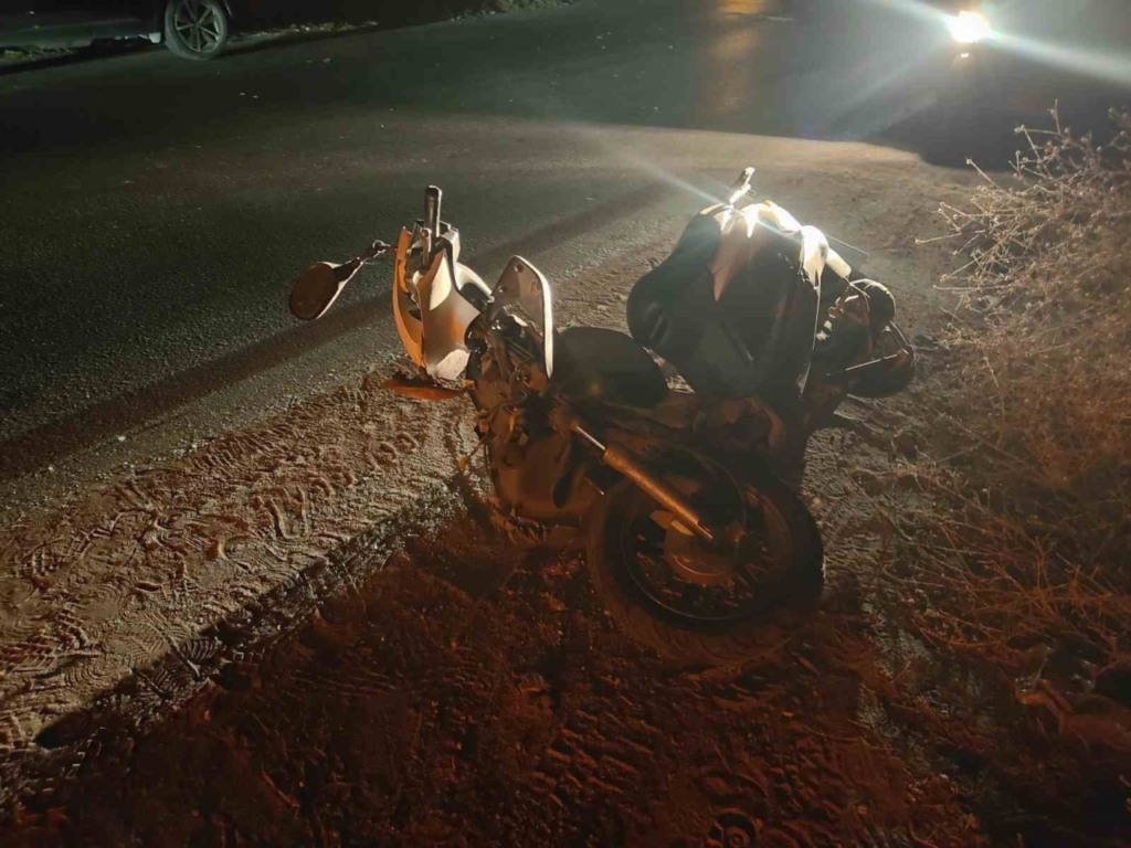 Kuşadası’nda otomobil ile motosiklet kafa kafaya çarpıştı: 1 ölü 7 kusadasinda otomobil ile motosiklet kafa kafaya carpisti 1 olu 52b5465a618c