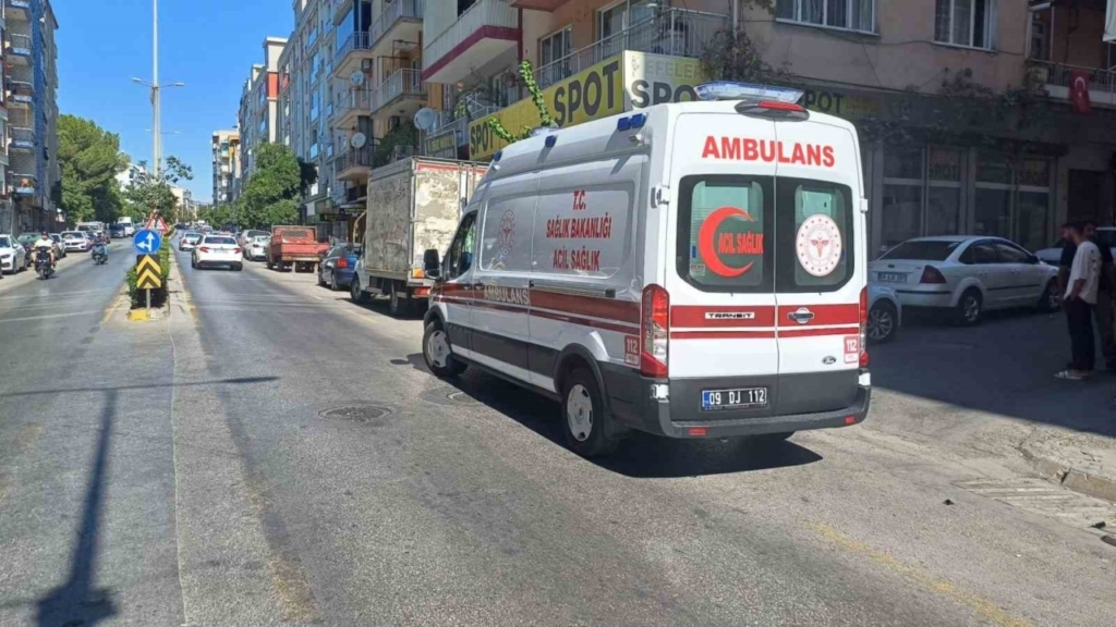 Aydın'da motosikletle otomobil çarpıştı: 1 yaralı 4 motosikletle otomobil carpisti 1 yarali 5e2dec1e477e