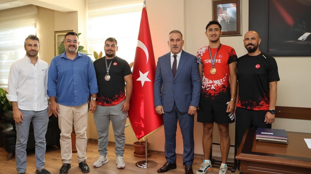 mudur yigmatepe basarili sporculari agirladi 5fd5b8b53bb4
