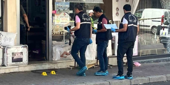 Nazilli’de Polis Memuru Eşini Silahla Yaraladı Kadın Hayatını Kaybetti