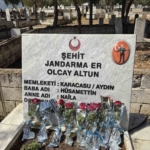 Şehit jandarma er Altun mezarı başında anıldı 2 Şehit jandarma er Altun mezarı başında anıldı